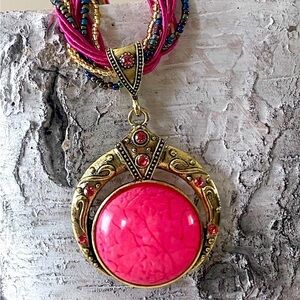 Stone Pendant Multilayer Beads Necklace